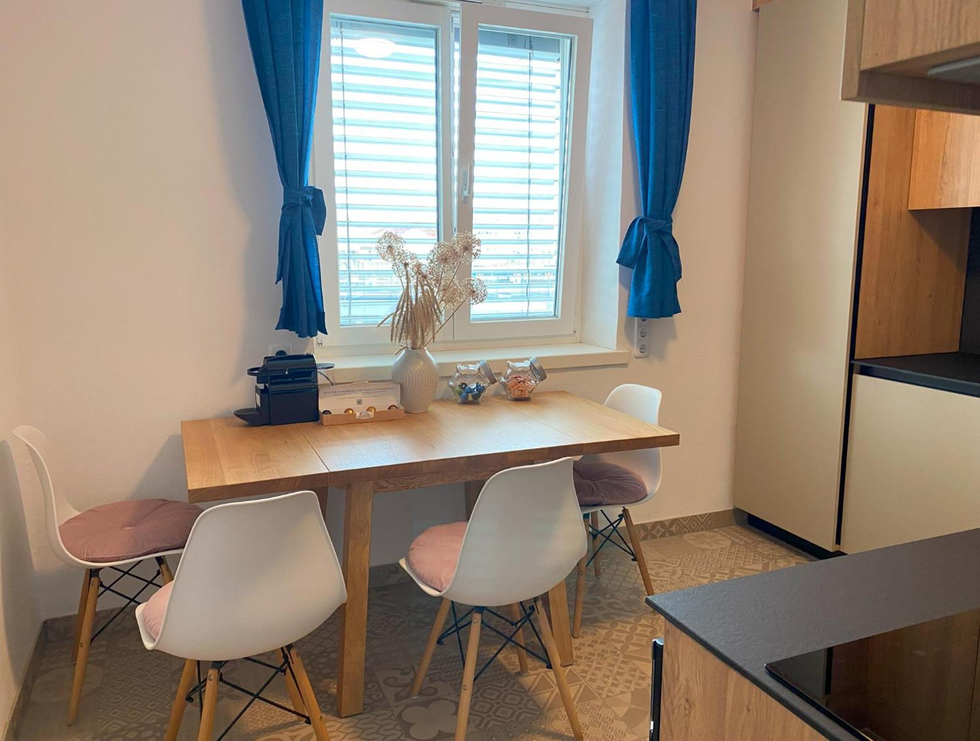 Anzotika Central Apartment, Vienne Extérieur photo